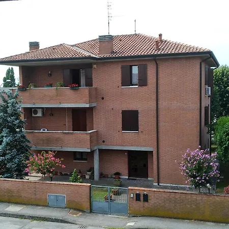 La Casa D'angolo Apartment